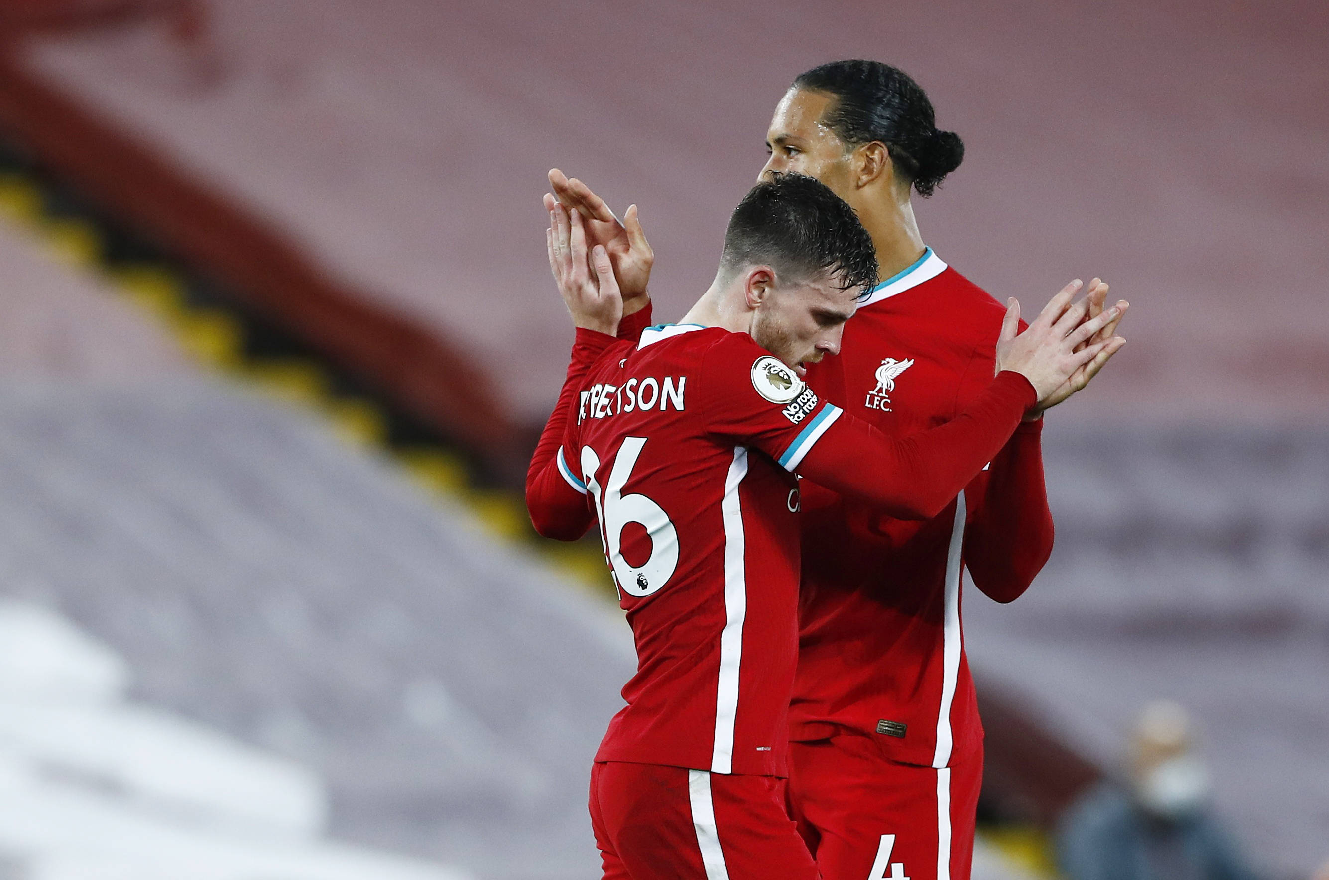 彼此之间默 彼此之间默